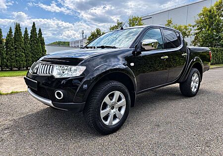 Mitsubishi L200 Intense 4WD TÜV+INSP NEU