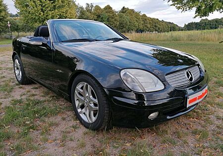 Mercedes-Benz SLK 200 "Final Edition" aufwendig restauriert