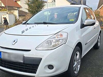 Renault Clio TCe 100 Dynamique 3