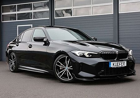 BMW 330 i M/CarPlay/SHZ/Cockpit/TOTW/SPUR/KAMERA/R19