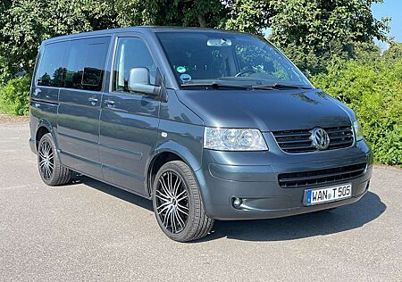 VW T5 Multivan Volkswagen Trendline