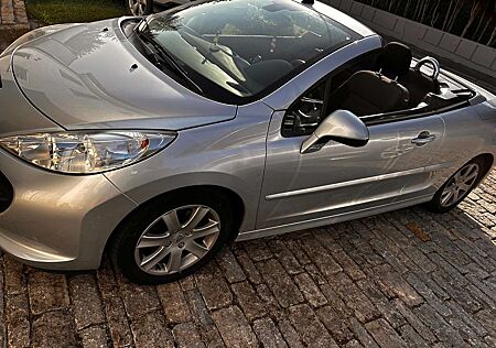 Peugeot 207 CC 120 VTi Filou