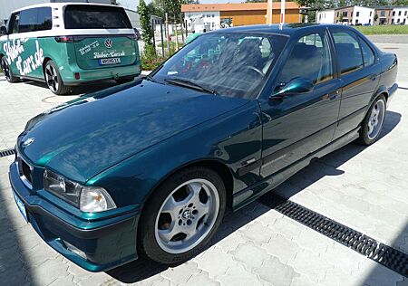 BMW M3 Lim. E36 *Original 73.800km*