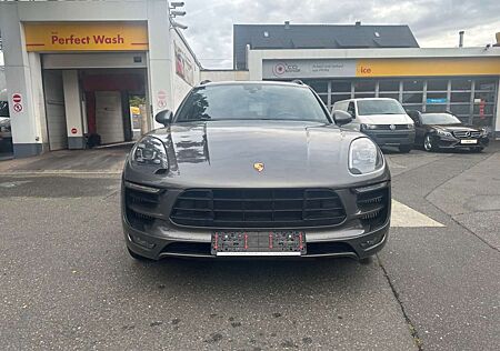 Porsche Macan GTS