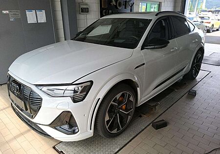 Audi e-tron S SPORTBACK BLACK 21Z./ACC/HuD/NIGHT/PANO