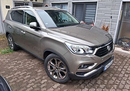 SsangYong Rexton 2.2 e-XDi 220 4WD Aut. Quartz