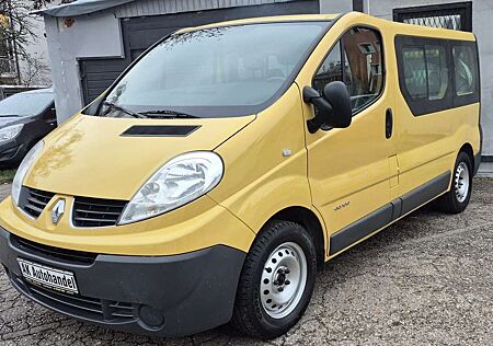 Renault Trafic Combi L1H1 2,7t verglast Camper CarPlay