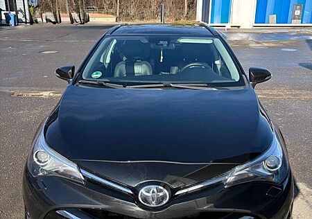 Toyota Avensis Touring Sports 2.0 D-4D Executive