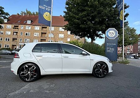 VW Golf Volkswagen GTD BMT 2.0 TDI – 184 PS | 19” Alu | Checkheft