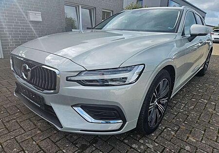 Volvo V60 Kombi Plus Bright AHK KAM NAV LEDER SHZ