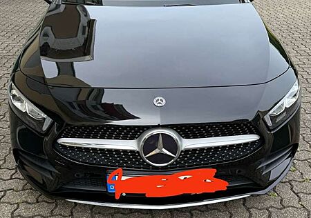 Mercedes-Benz A 200 A-Klasse Limousine 7G-DCT Edition 1