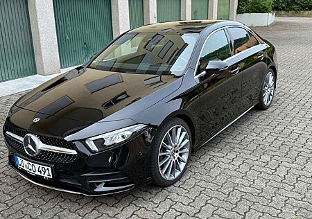 Mercedes-Benz A 200 A-Klasse Limousine 7G-DCT Edition 1
