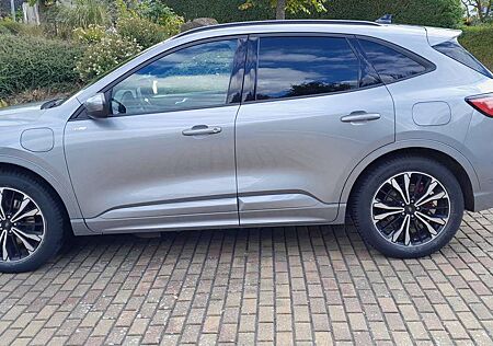 Ford Kuga 2.5 Duratec PHEV ST-LINE X