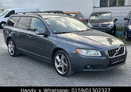 Volvo V70 Kombi Kinetic -Automatik -2.Hand -Navi Xenon