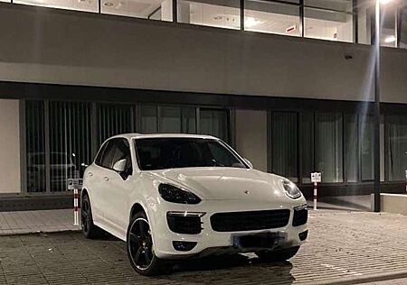 Porsche Cayenne gebraucht kaufen Porsche Cayenne S E-Hybrid Platinum Edition I Approved bis 03/2026