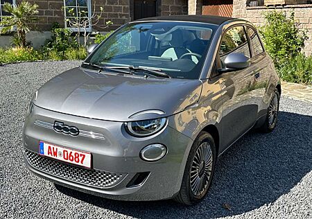 Fiat 500E Cabrio Icon 42kwH Garantie Carplay