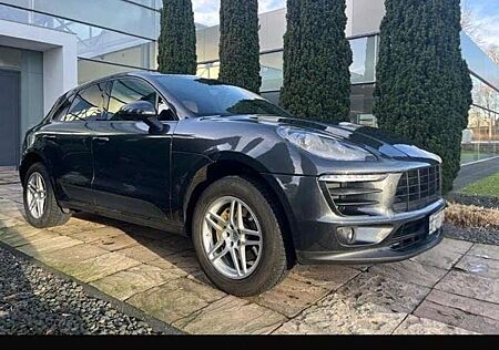 Porsche Macan PDK