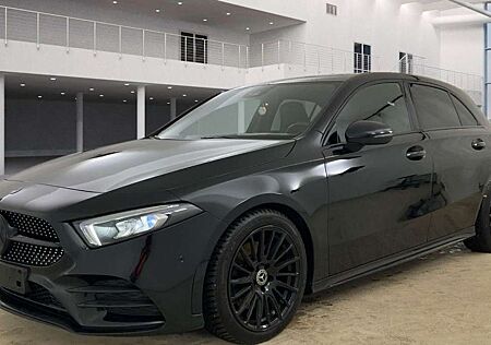 Mercedes-Benz A 220 7G-DCT AMG-LINE /LED/Ambiente