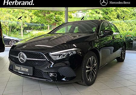 Mercedes-Benz A 250 Progressive AHK LED Totwinkel
