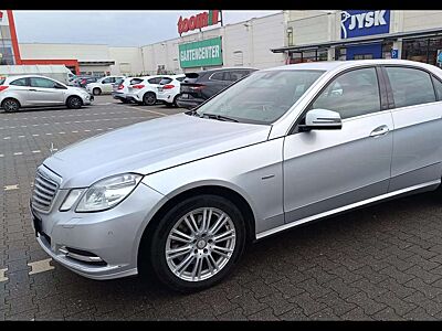 Mercedes-Benz E 350 4Matic BlueEFFICIENCY 7G-TRONIC Elegance