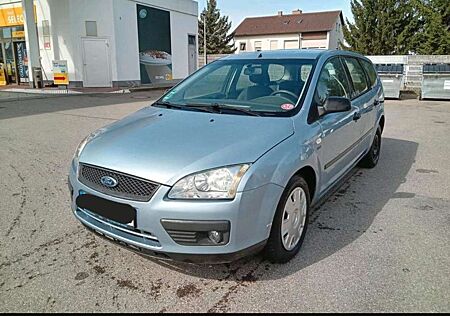 Ford Focus Turnier Turnier 1.6 16V Ambiente