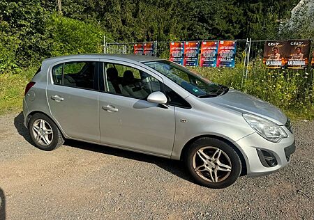 Opel Corsa 1.4 16V Selection