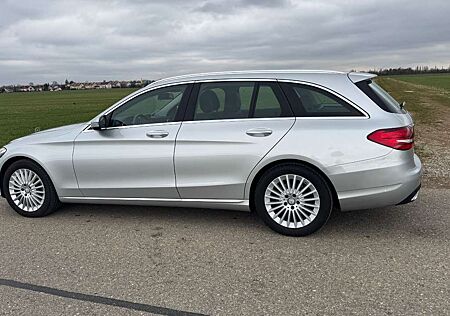 Mercedes-Benz C 250 d T AUT 4-Matic Panorama LF LED AHK TOP !