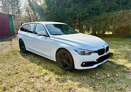 BMW 320 i Advantage