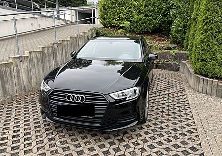 Audi A3 35 TFSI cylinder on demand Limousine