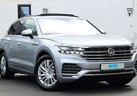 VW Touareg Volkswagen 1.HAND! PANO MATRIX VIRTUAL DYNAUDIO AHK