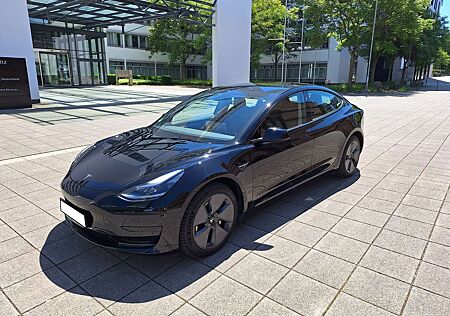 Tesla Model 3 SR+ (EZ 11/21 - 26700 km)