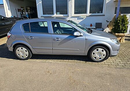 Opel Astra Edition