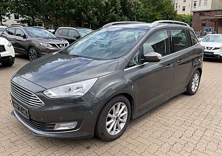 Ford Grand C-Max Titanium