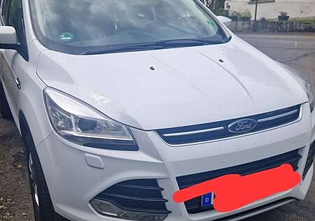 Ford Kuga 2.0 TDCi 4x4 Aut. SYNC
