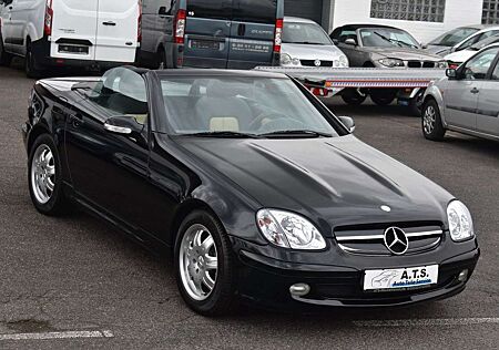 Mercedes-Benz SLK 200 Kompressor Roadster *SITZHZ*TEMPOMAT*PDC