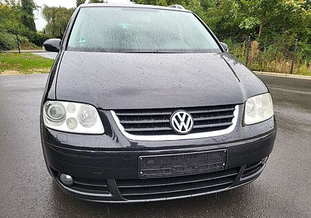 VW Touran Volkswagen 2.0 FSI Automatik Highline