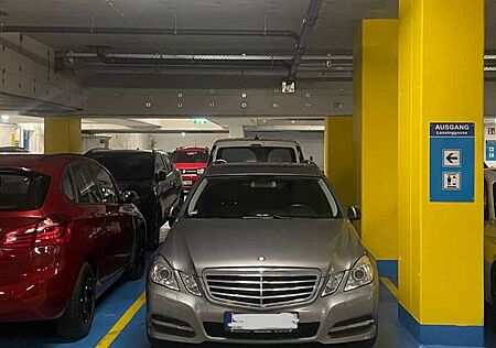 Mercedes-Benz E 250 CGI BlueEfficiency