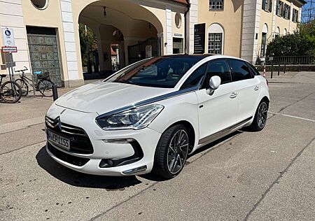 Citroën DS5 Citroen Hybrid4 EGS6 SportChic