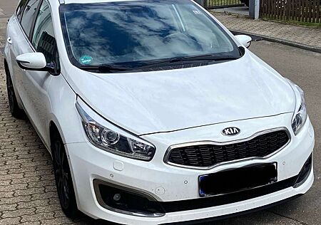 Kia XCeed Ceed SW / cee'd SW Ceed SW Diesel 1.6 CRDi 136 DCT ISG Spirit