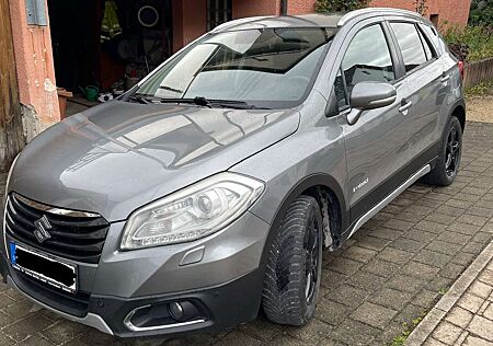 Suzuki SX4 S-Cross 1.6 VVT 4x4 limited