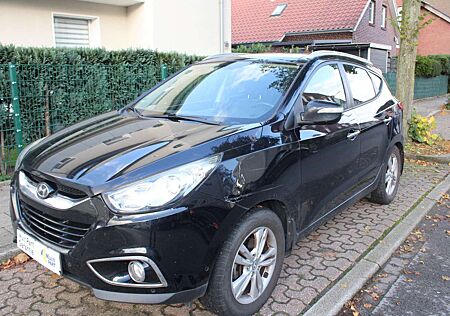 Hyundai ix35 IX 35 1.6 Comfort 2WD*LEDER*SHZ*TEMPOMAT*MFL!