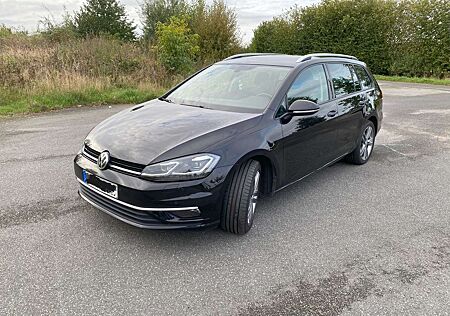 VW Golf Variant Volkswagen 1.6 TDI (BlueMotion Technology) DSG C