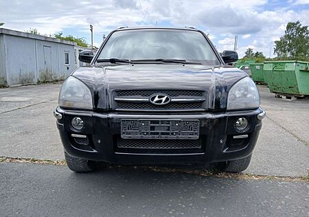 Hyundai Tucson 2.7 V6 4WD GLS Automatik, 188 Tkm, Benziner