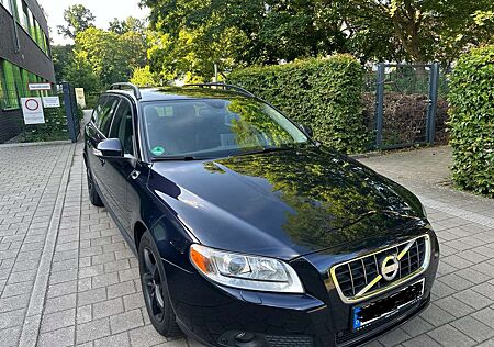 Volvo V70 1.6D DRIVe nur 156.000 km