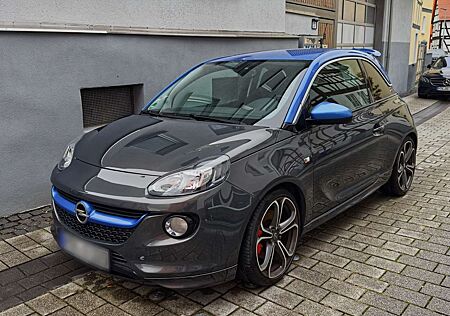 Opel Adam S