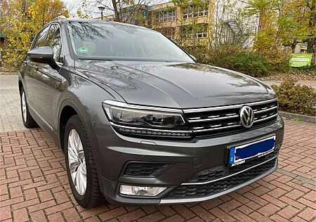 VW Tiguan Volkswagen 2.0 TDI SCR (BlueMotion Technology) Highline