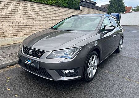 Seat Leon ST FR Navi LED Sound AHK Spurassistent 2HD