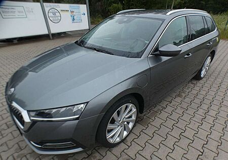 Skoda Octavia Combi Style iV Aut. Navi LED 4xSHZ ACC