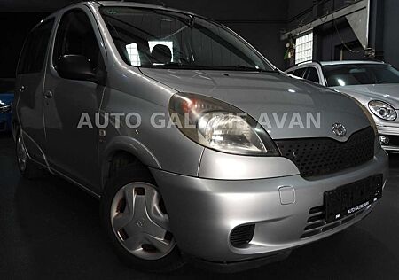 Toyota Yaris VERSO 1.3 AUTOMATIK