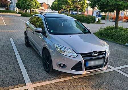 Ford Focus 2.0 TDCi DPF Titanium